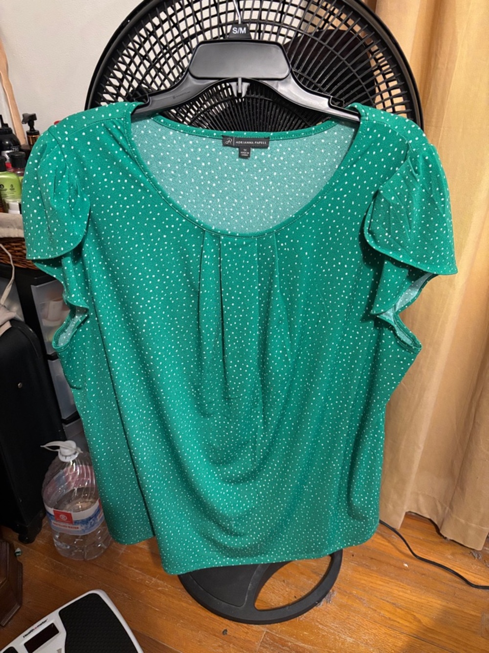 Adrianna Papell Emerald Green Dot Flutter Sleeve Blouse